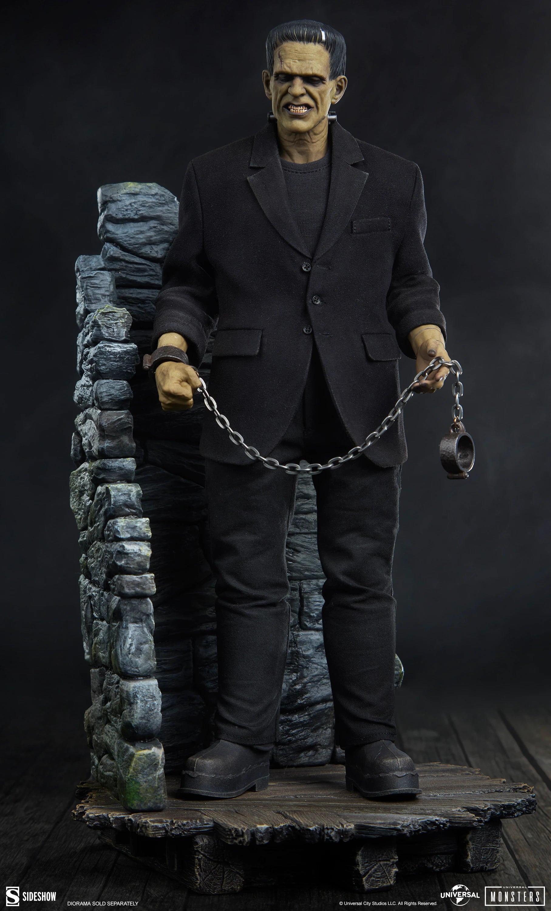Frankenstein Deluxe Plus Edition Sixth Scale Figure by Sideshow Collectibles | Universal Monsters