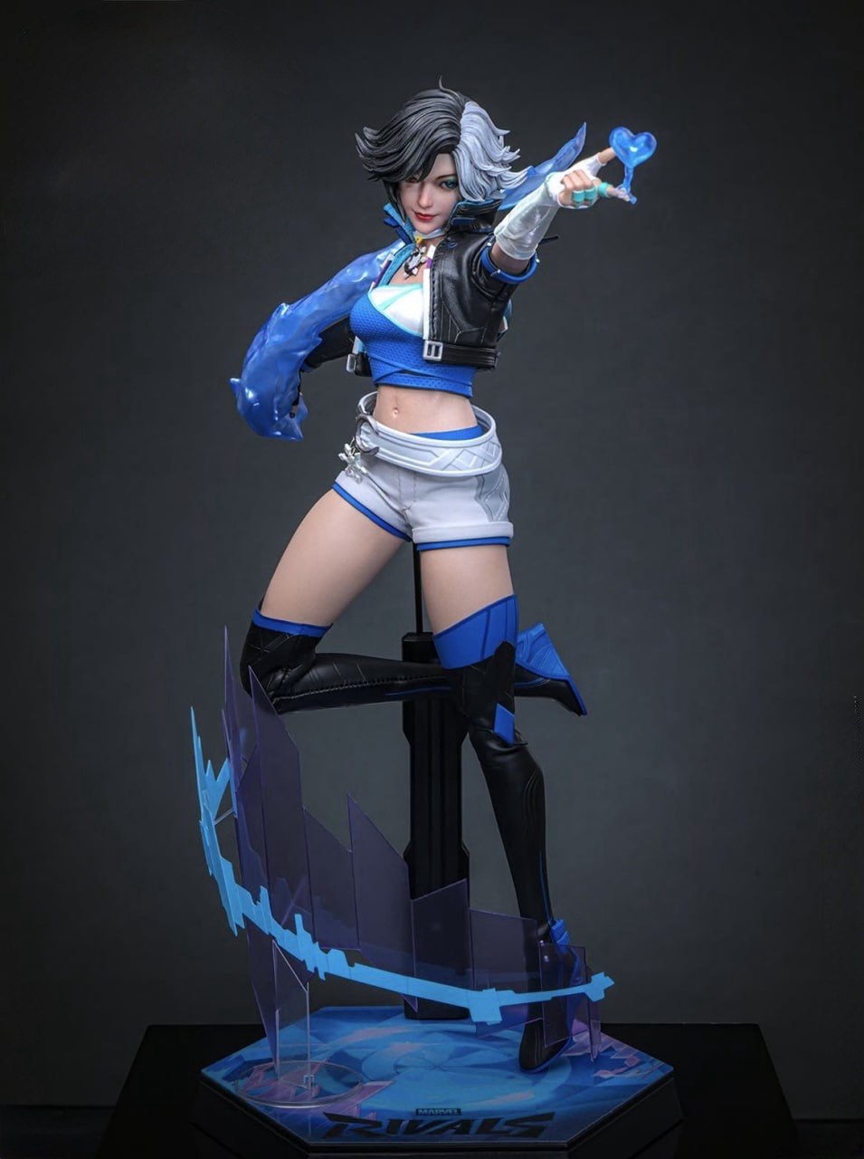 Preorder🔥Hot Toys VGM88 Marvel Rivals Luna Snow 1/6th scale Collectible Figure